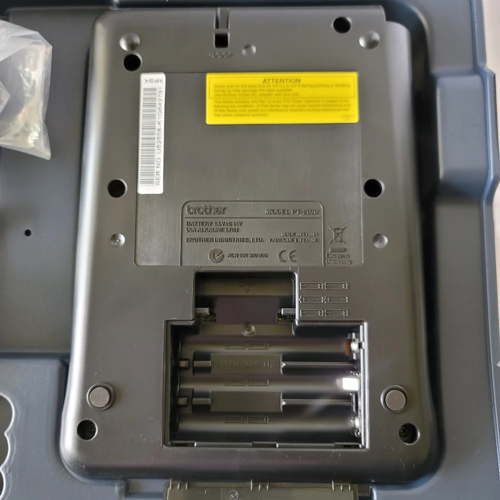 NEW! Brother P-Touch PT-2030VP Deluxe Desktop Label Maker & Carrying Case